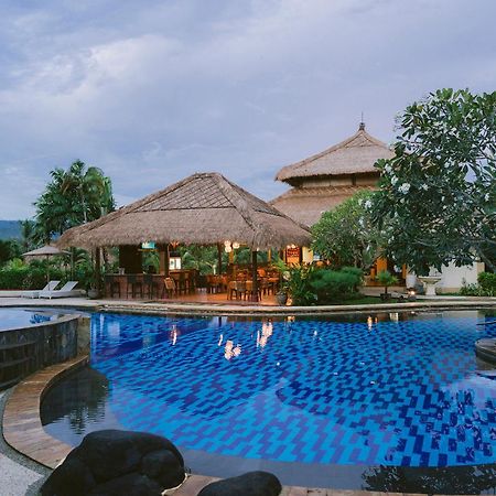 Medewi Bay Retreat Hotel Pulukan Exterior photo