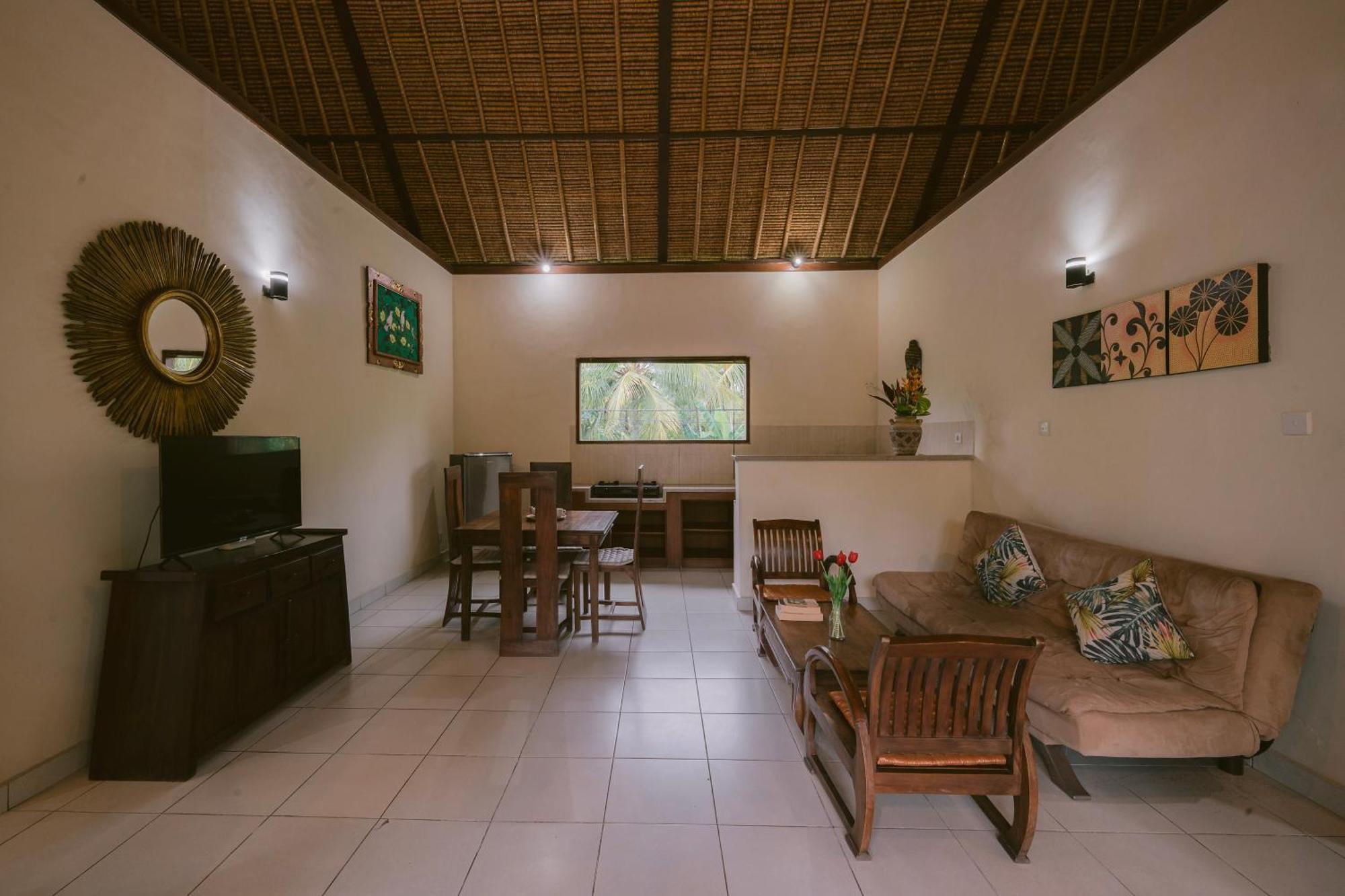 Medewi Bay Retreat Hotel Pulukan Room photo